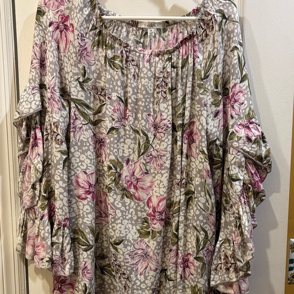 FEVER BRAND GREEN & PINK FLORAL BLOUSE BIG BELL RUFFLED SLEEVES OVERSIZED MEDIUM